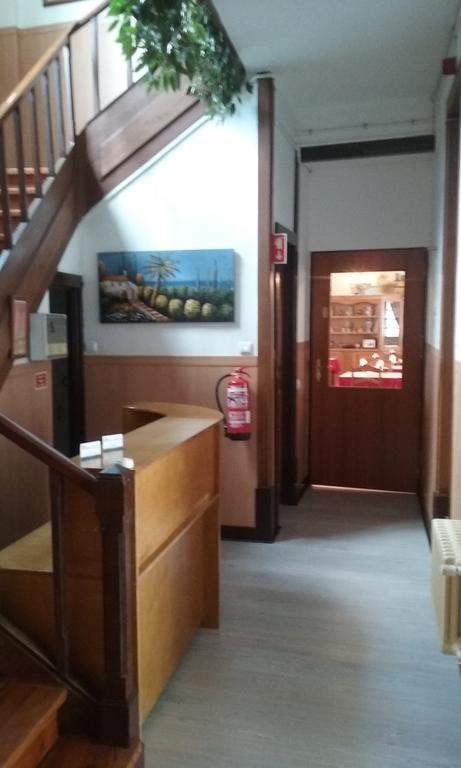 佩纳科瓦 Pensao Avenida酒店 外观 照片